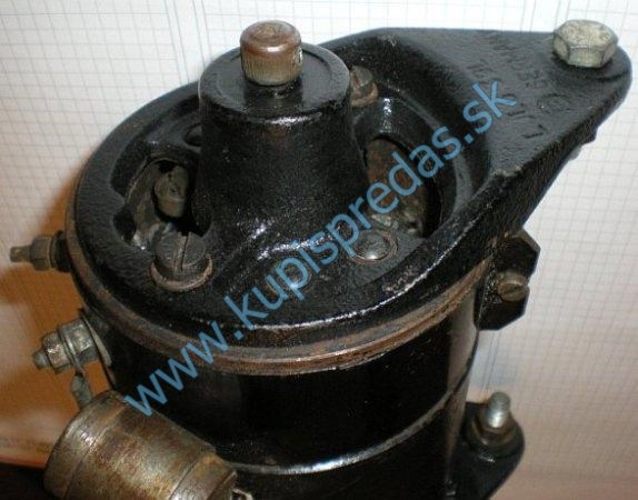 Alternátor Bosch EG 7V 50A 25  Willys Mercedes / Ford GPW  